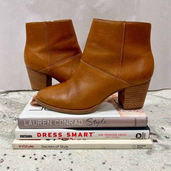 Madewell “The Rosie” Leather Ankle Boot Size 6 - Picture 1 of 8